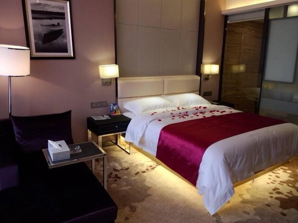 Chengdu Hello Hotel CTU Esterno foto